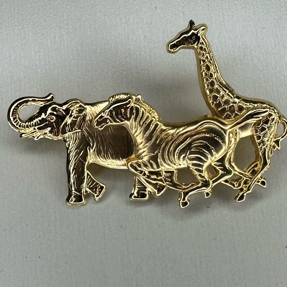 Vintage Premier Designs Gold- Tone Safari Stampede brooch Pin